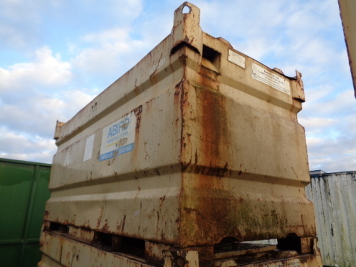 Bunded 2375ltr diesel cube