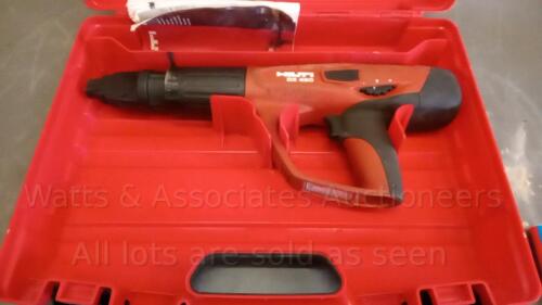 HILTI DX460 nail gun c/w case