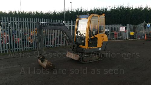 2007 VOLVO EC15BXR rubber tracked excavator (s/n VCEC15BRC07213957) with bucket, blade, piped & cab