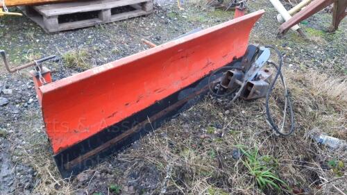 6ft snow plough c/w bracket, frame & ram