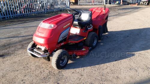 COUNTAX C800 4wd petrol ride on mower c/w 44'' mulch deck & PGC HONDA engine (s/n A0146985)