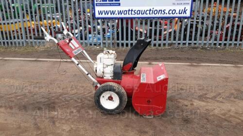 SNAPPER petrol snow blower