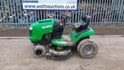 SABRE JOHN DEERE 1742HS hydrostatic petrol ride on mower