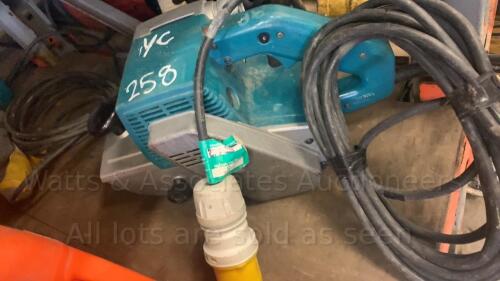 MAKITA 9401 110v belt sander