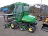 JOHN DEERE 3235B fairway mower with cab - 5