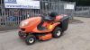 2005 KUBOTA GR1600 diesel ride on mower c/w collector S/n:12458 - 22