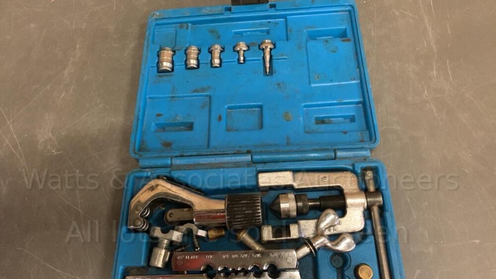IMPERIAL EASTMAN tubing tool kit c/w case Day 2 Carlton Timed Sale