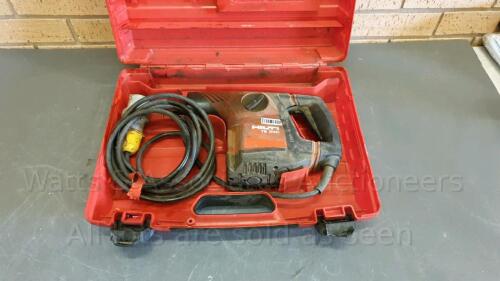 HILTI T300 110v drill c/w case