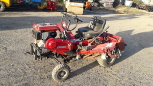 SAXON ROBIN petrol driven tripe cylinder mower