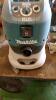 MAKITA 240v industrial vacuum - 3