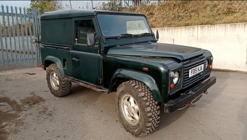 1996 LAND ROVER DEFENDER 90 c/w CLIFFORD alarm (P315 HJA) (Green) (MoT 13th November 2021) (V5 & MoT in office)