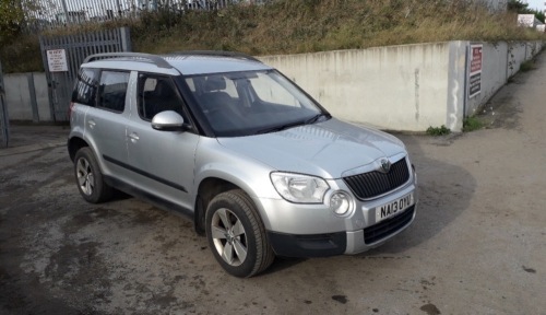 2013 SKODA YETI S TDI CR 4x4 5-door hatchback diesel car (NA13 OYU) (MoT 10th December 2020)(V5, MoT, service record & spare keys in office)