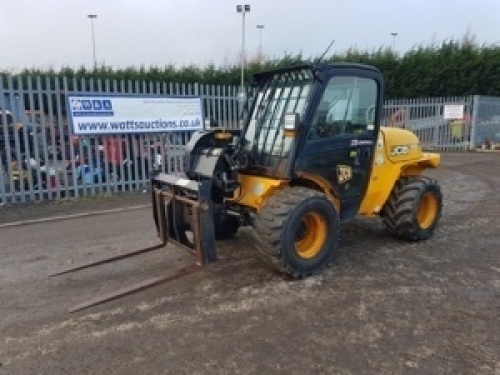 2012 JCB 520-40 loadall (s/n JCB52040K01781533) with forks & Q/hitch