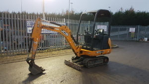 2014 JCB 801.4 rubber tracked excavator (s/n A02070477) with bucket, blade & piped