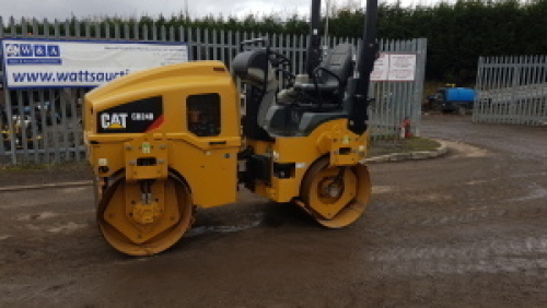 2017 CATERPILLAR CB24B double drum roller (s/n J2T00422)