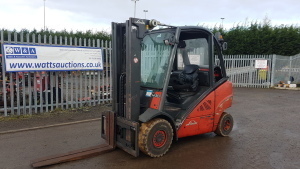 2008 LINDE H30T 3t gas driven forklift truck (s/n H2X393W02794) with duplex mast & side-shift