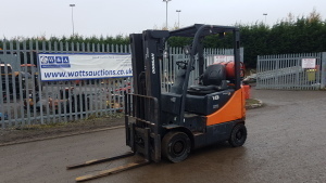 2013 DOOSAN G18S-5 1.8t gas driven forklift truck (s/n 1710-01307) with triplex mast & side-shift