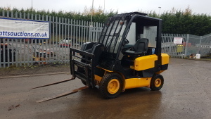 2004 JCB TLT25D 2.5t diesel driven Teletruk c/w side shift (s/n E0893279)