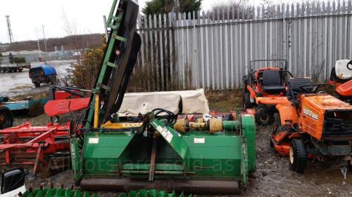 KORO FTM200 FIELD TOP maker c/w conveyor digging rotor & spare blades C/w KORO FIELD TOP maker scarifier rotor (No Vat)