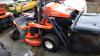 2004 KUBOTA GZD15 diesel zero turn mower c/w Glide Cut high tip collector (s/n 60155) (oil leak) - 7