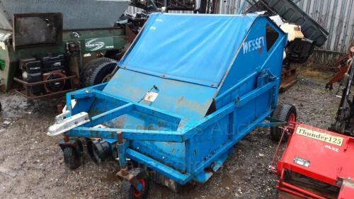 WESSEX SC4 trailed sweeper collector