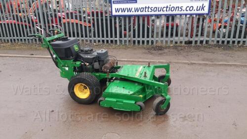 2005 JOHN DEERE 48'' petrol out front zero turn pedestrian mower