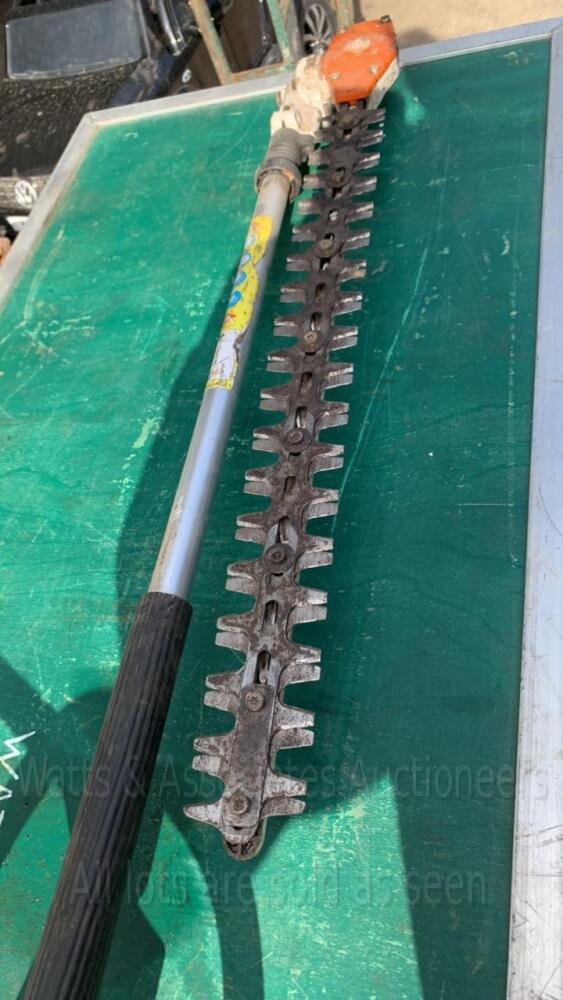 STIHL HL100 petrol long reach hedge trimmer Day 3 Carlton Timed Sale