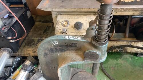 NORTON M3 mechanical tooling press