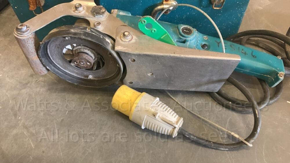 MAKITA PC1100 concrete grinder c/w case Day 2 Carlton Timed Sale (Main building including