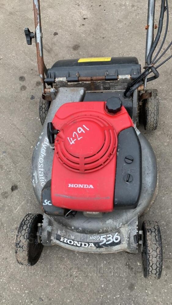 HONDA self propelled petrol rotary mower | Day 3 Carlton Timed Sale ...