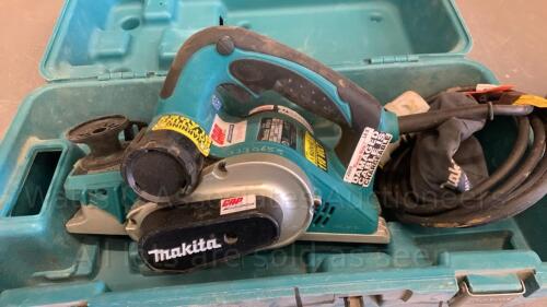 MAKITA 110v power planer c/w case