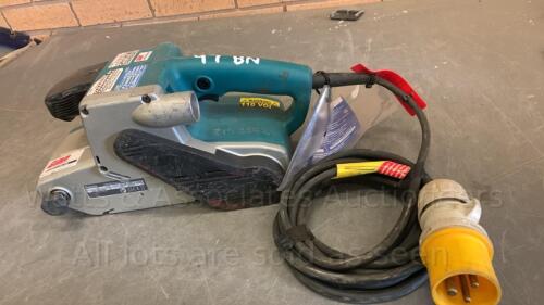 MAKITA 110v belt sander