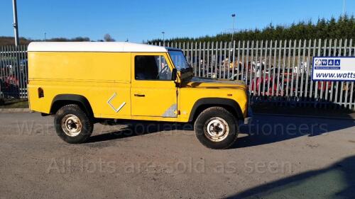 1990 LAND ROVER DEFENDER 110 turbo 200 tdi (H859 WBV) (Yellow) (V5 in office) (NO VAT) (All hour and odometer readings are unverified and unwarranted)