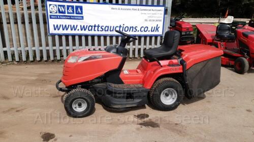 2014 MOUNTFIELD 1430H ride on mower c/w collection box