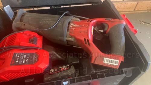 MILWAUKEE 18v cordless reciprocating saw c/w case