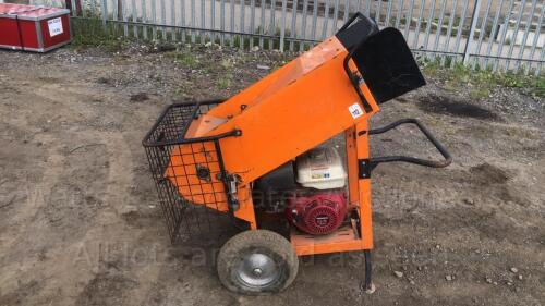 ELITE petrol wood chipper shredder