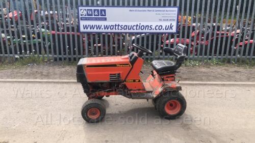 WESTWOOD T1250 12.5hp petrol lawn tractor