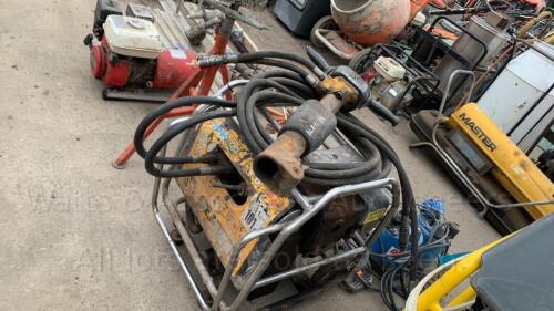 JCB hydraulic pack c/w breaker & hose