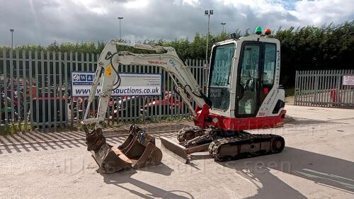 2018 TAKEUCHI TB225 rubber tracked excavator S/n: 122500475 with 3 buckets, blade, piped & expanding tracks (All hour and odometer readings are unverified and unwarranted)