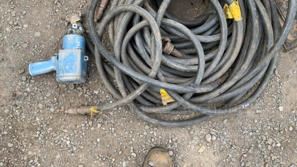 Quantity of GRUNDOMAT mole air hoses Day 3 Carlton Timed Sale