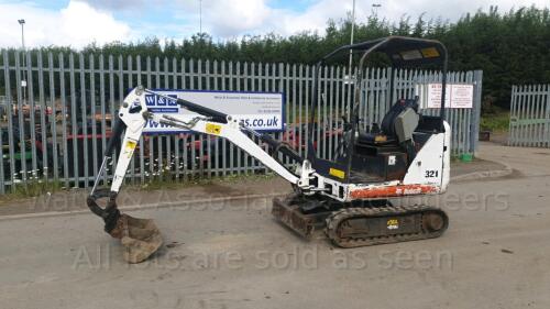 2007 BOBCAT 321 rubber tracked excavator with bucket, blade, piped & expanding tracks (s/n A76511012) (All hour and odometer readings are unverified and unwarranted)