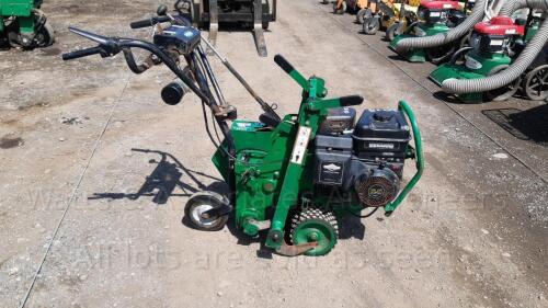 JACOBSEN RYAN petrol turf cutter