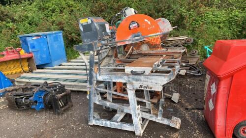 2015 BELLE 110v masonry saw bench