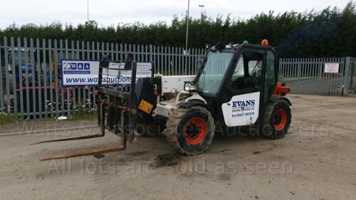 2015 BOBCAT T2250 5m telescopic handler (s/n AC1915572) (All hour and odometer readings are unverified and unwarranted)