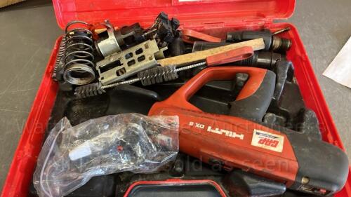 HILTI DX5 stud gun c/w case