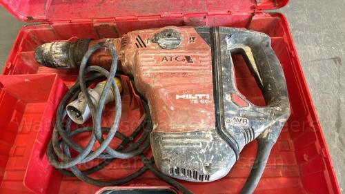 HILTI TE60 110v breaker c/w case