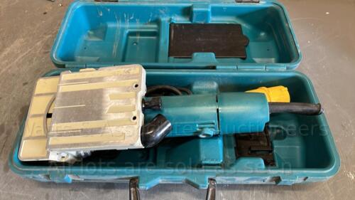 MAKITA 3901 110v biscuit jointer c/w case