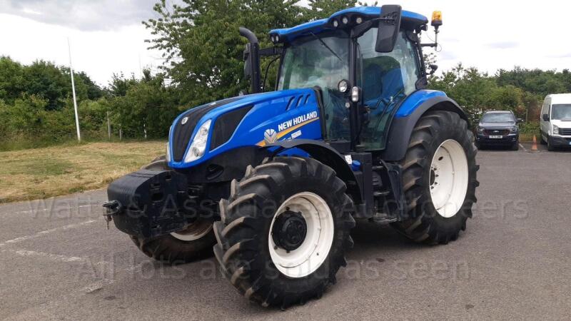 2018 NEW HOLLAND T6.175 4wd tractor, 50k, 3 spool valves, air braking, cab suspension, front suspension, push out PUH, front weights, LED work lights, A/c, comfort air seat, electric mirrors, twin assister rams, (DK67 DFF)