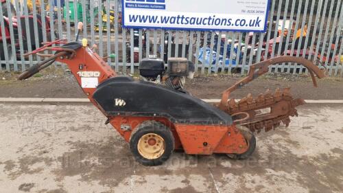2006 DITCH-WITCH 1030 petrol driven trencher