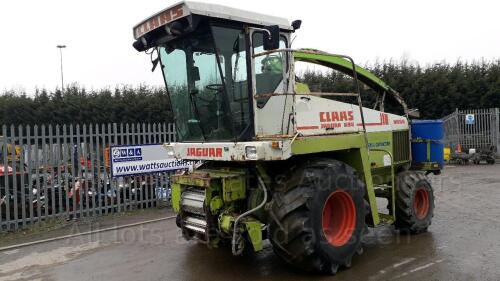 CLAAS JAGUAR 695 mega forager c/w twin barrel carrier & puh (L479 XDG)